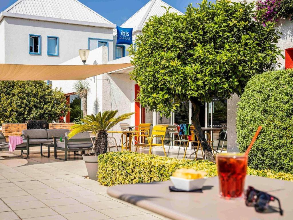 Готель Ibis Perpignan Sud Saint Charles Екстер'єр фото